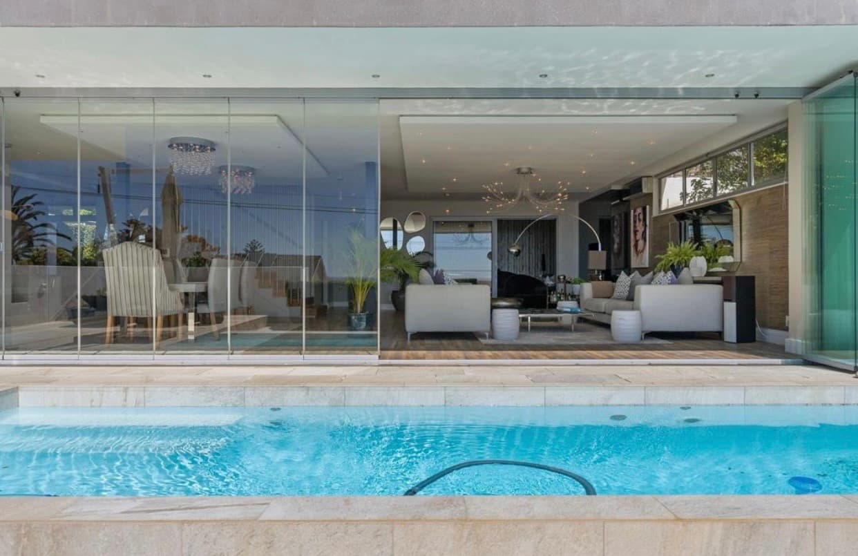 Camps Bay Oceana Villa