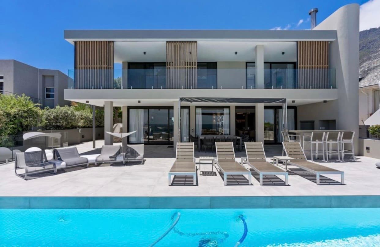 Camps Bay Villa 17
