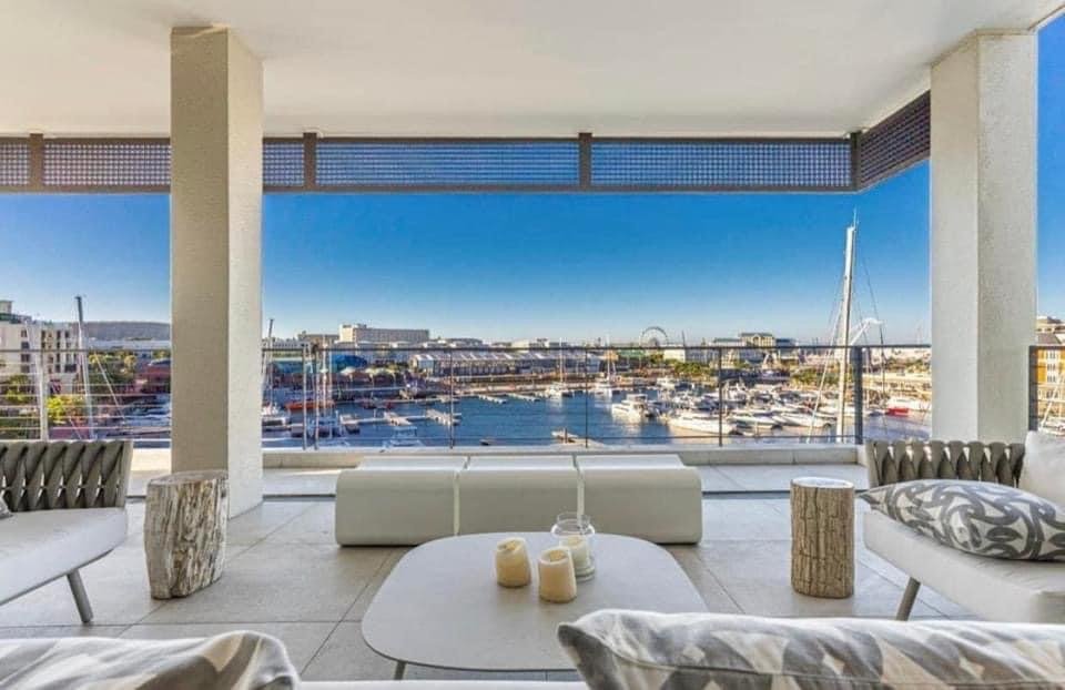 Waterfront Marina Villa 1